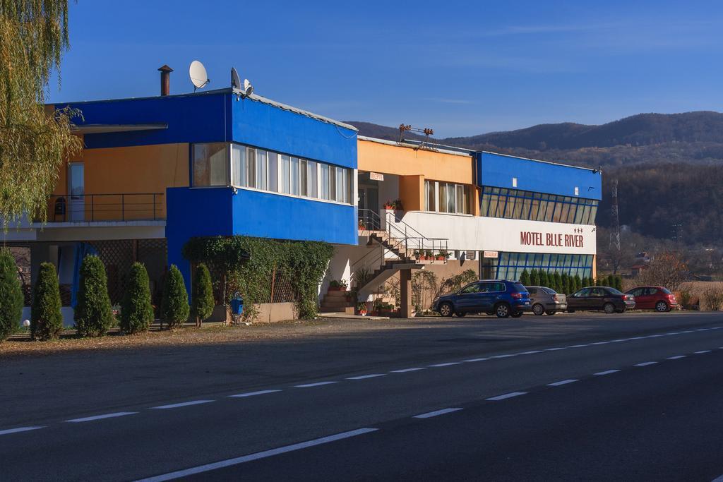 Motel Blue River Calimanesti Exterior photo