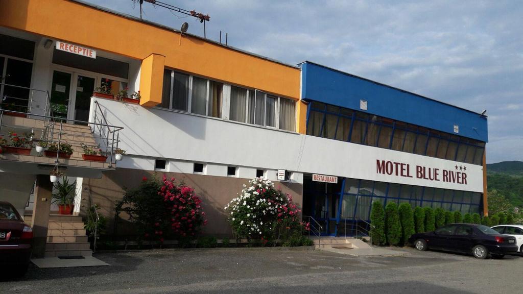 Motel Blue River Calimanesti Exterior photo